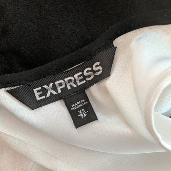 Express top - Picture 8 of 9